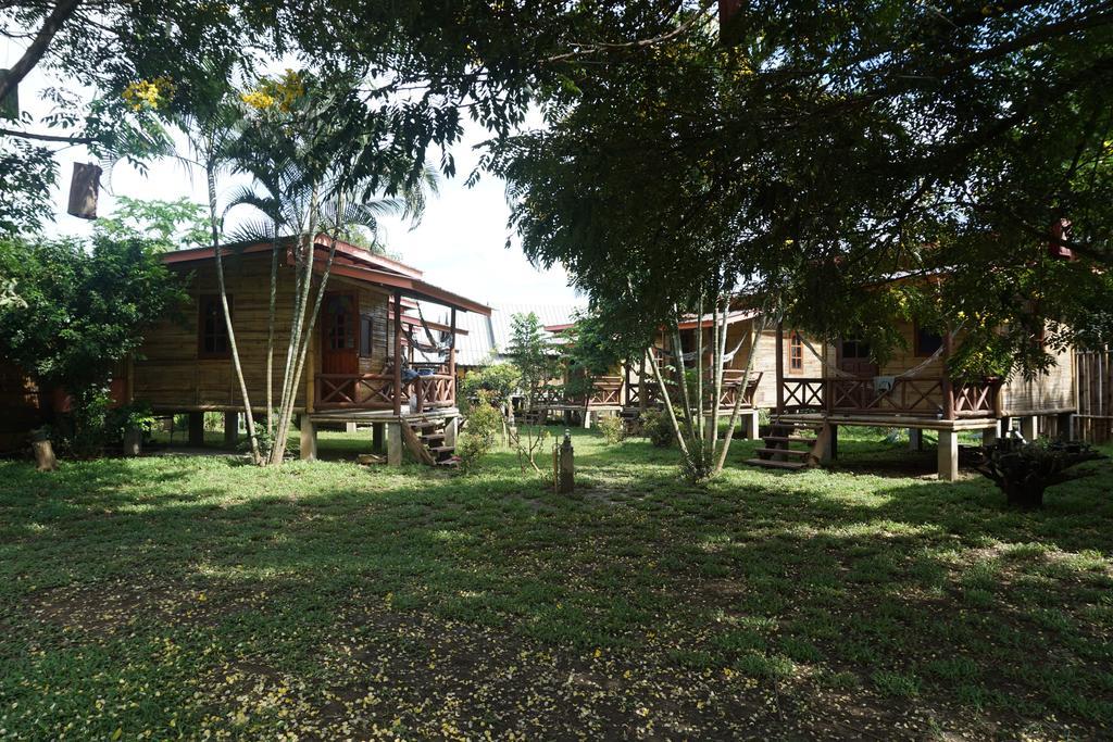 Family Hut Pai Hotel Exterior foto