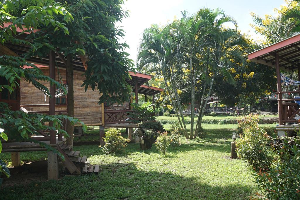 Family Hut Pai Hotel Exterior foto